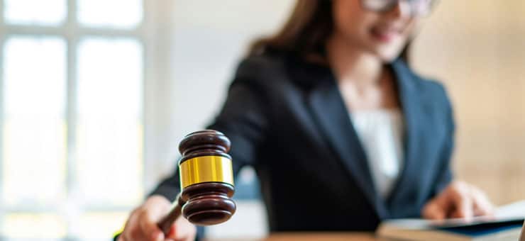 Legal outsourcing solutions complete guide 2025 Nearbridge