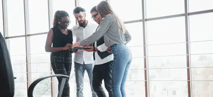 Benefits of Working With Service Nearbridge Staff Augmentation Companies