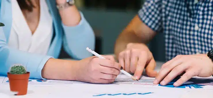 Key differences between Nearshore and offshore outsourcing